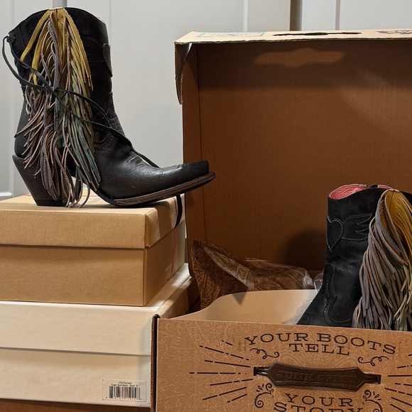 Junk Gypsy Spirit Animal Boots 6 - Picture 5 of 16